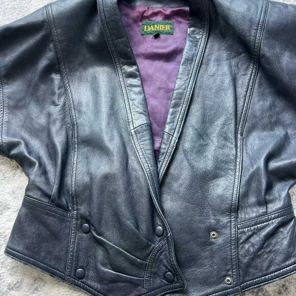 Vintage 1980s Padded Shoulder Black Leather Jacket, Danier - Picture 9 of 15